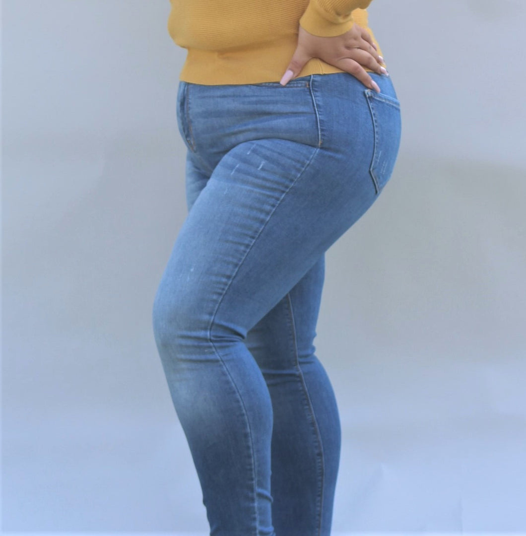 Mia High Rise Jeans