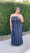 Load image into Gallery viewer, Lizette Maxi Dress
